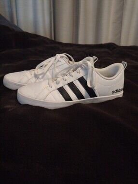 Adidas Womens 8.5 Neo Pace White Casual Shoes Leather Sneakers Classic
